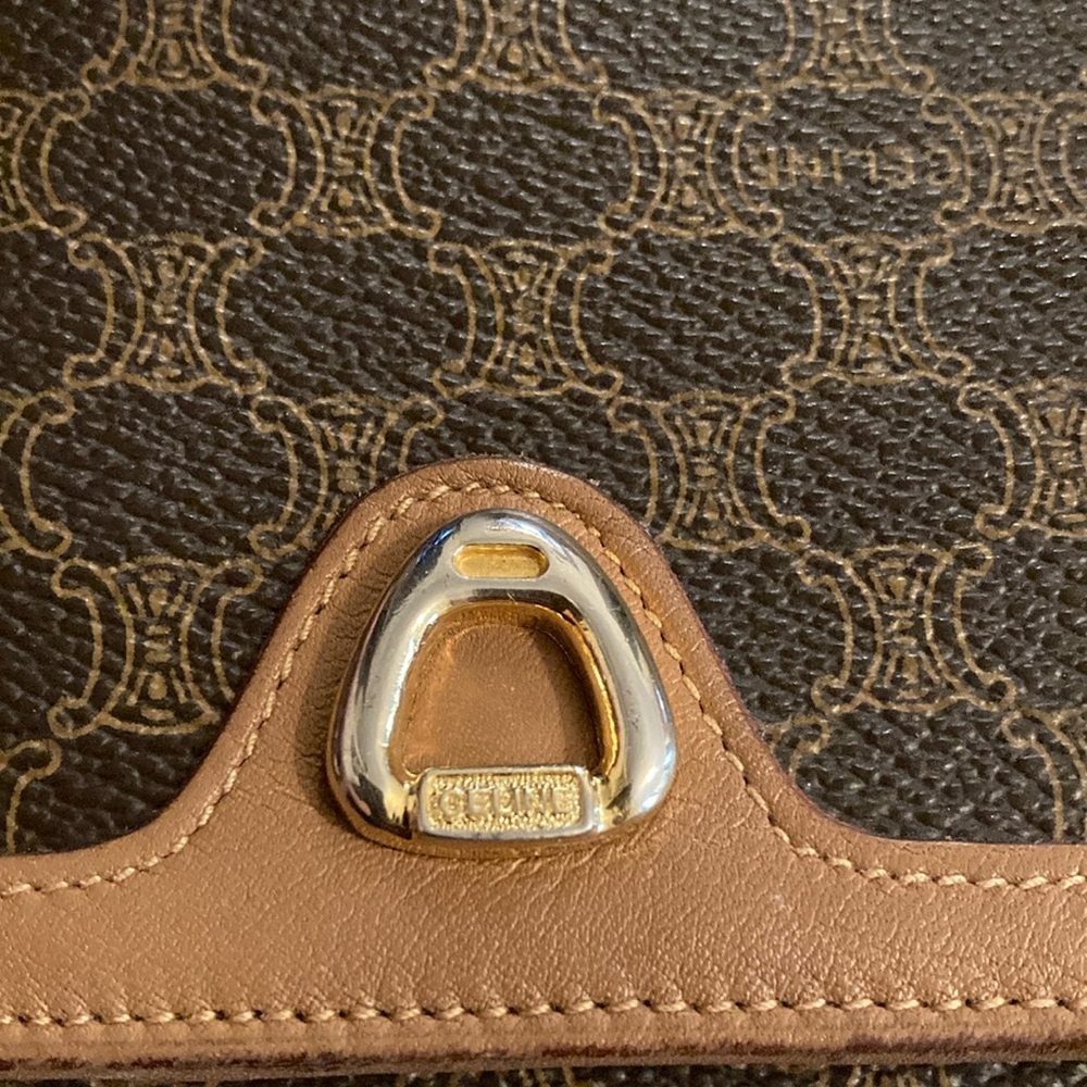 Celine Triomphe Monogram Kiss-Lock Wallet Vintage w/Crossbody Chain - Picture 2 of 14